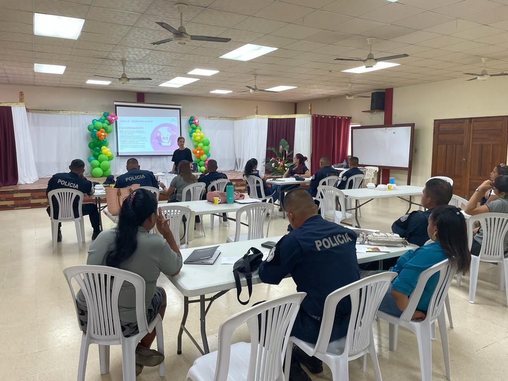 Taller para la identificación, atención y prevención de violencia sexual en Bocas del Toro