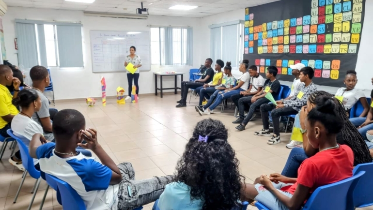 «Proyecto de Vida, un tema que compartimos con jóvenes de Casa Esperanza en Colón y en el Instituto Técnico Don Bosco»